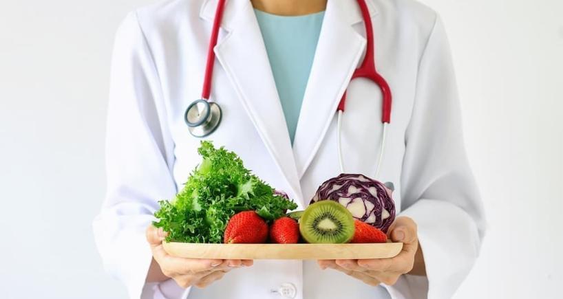 Clinical Nutrition vs. Dietetics