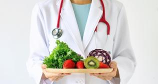 Clinical Nutrition vs. Dietetics